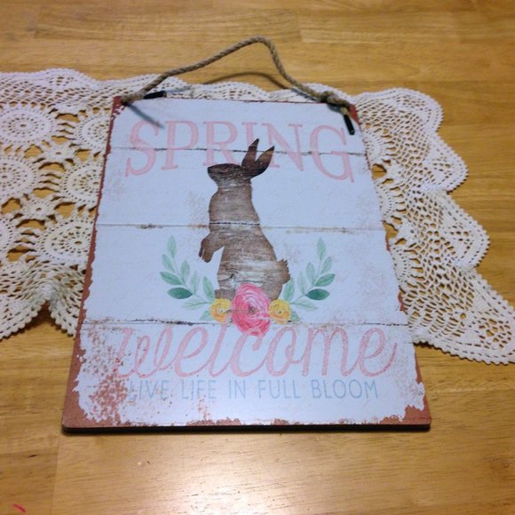 Spring Decor wall art, distressed look, nwot - Picture 1 of 5